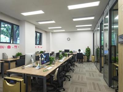Distrii办伴（虹桥携程空间）